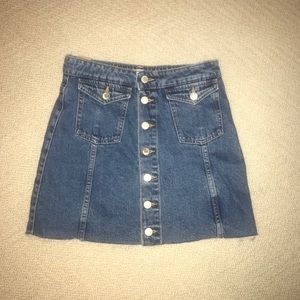 Women’s size small jean skirt with buttons